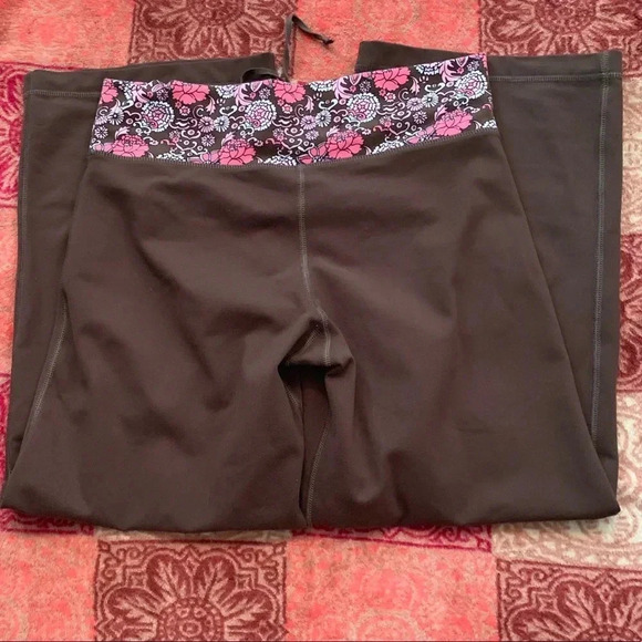 Lululemon loose fit tie crop - Picture 3 of 6